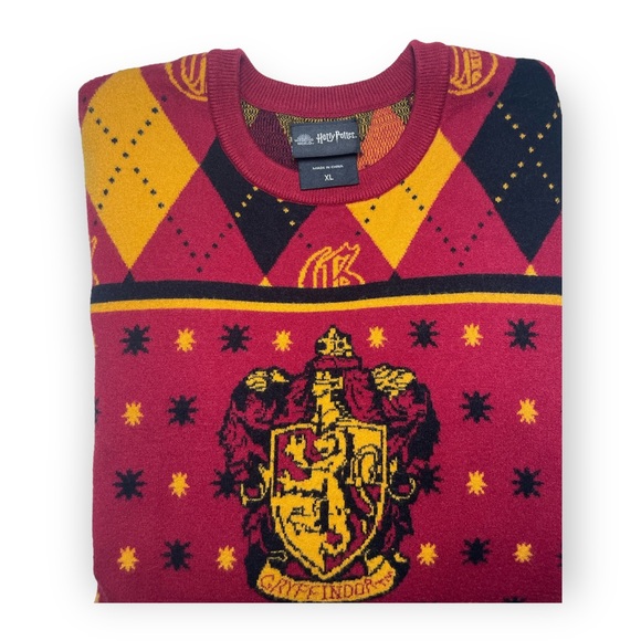 Gryffindor Harry Potter Sweater - Picture 3 of 4